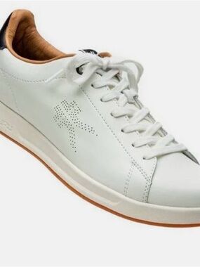 KURU Roam Leather Court Sneakers